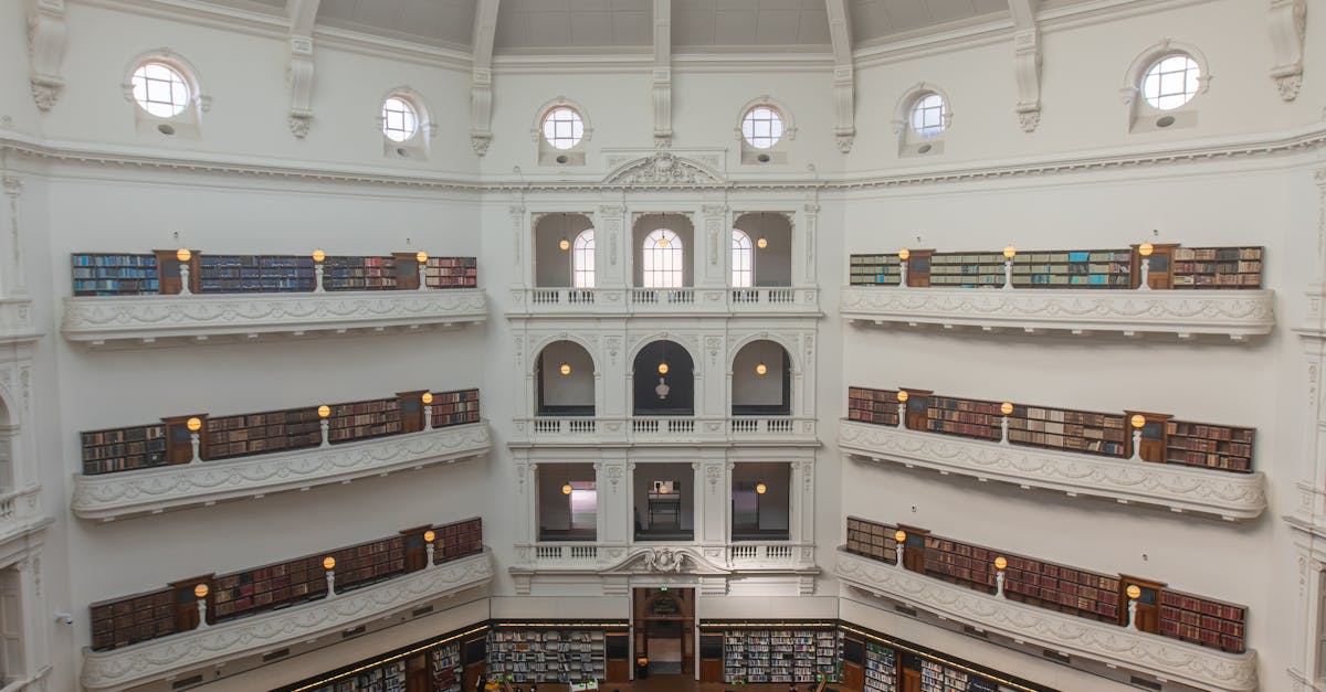 How to Schedule Watering Times Based on Seasonal Changes